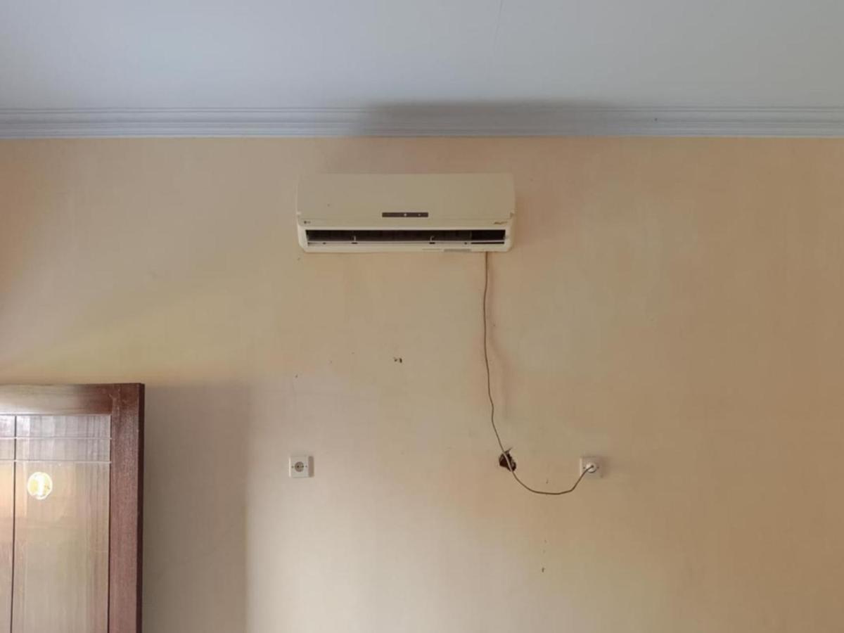 Zulfina Homestay Syariah Mitra Reddoorz 外南梦 外观 照片